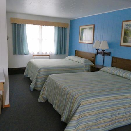Cedars Motel Ironwood Exteriér fotografie