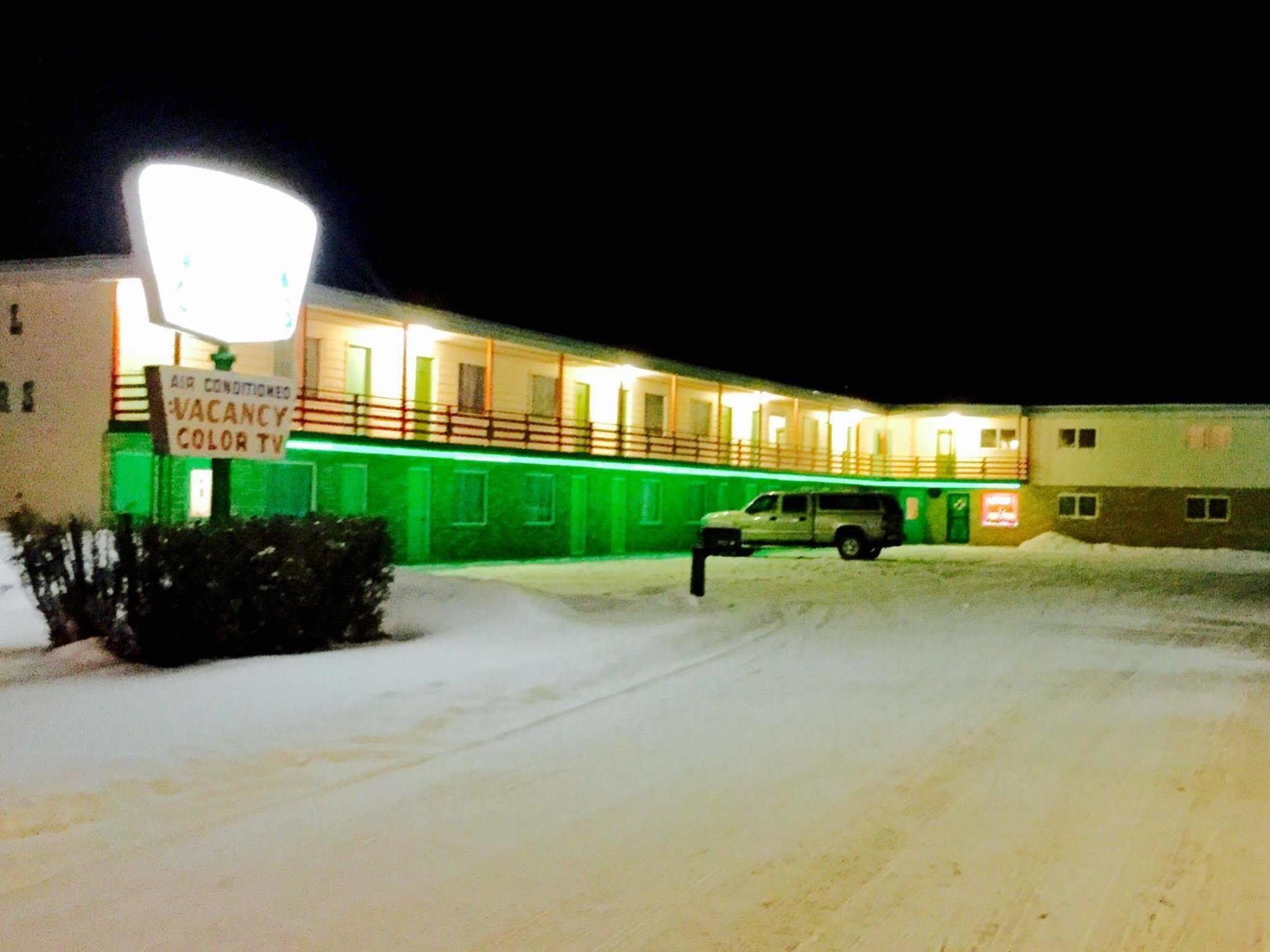 Cedars Motel Ironwood Exteriér fotografie