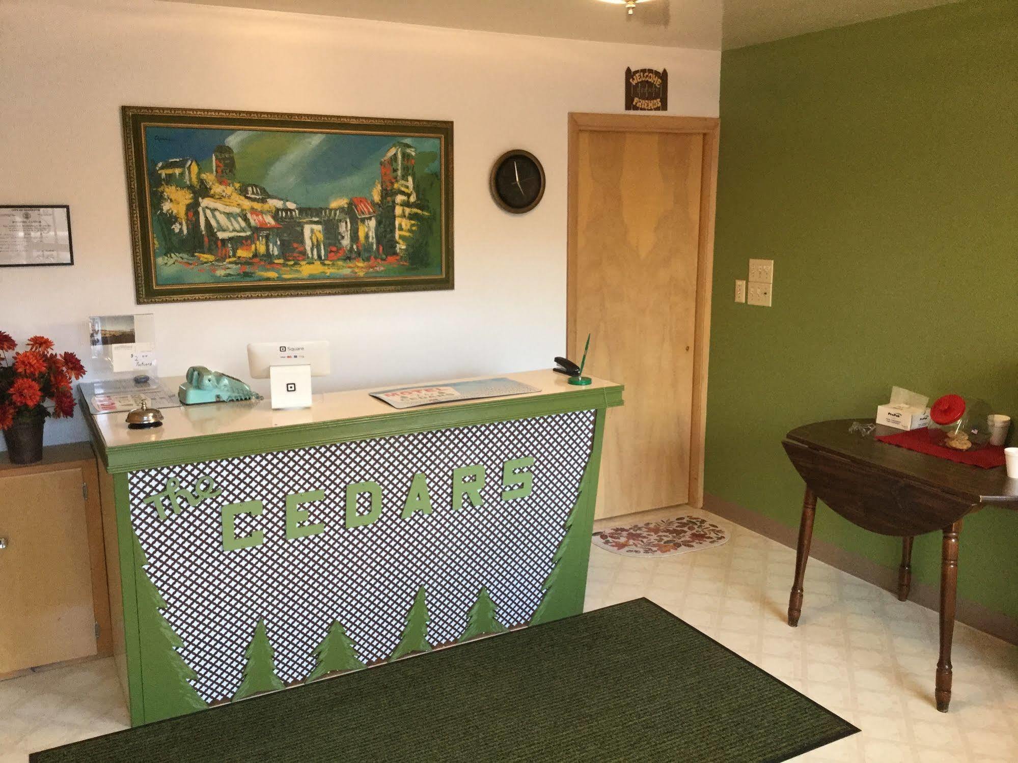 Cedars Motel Ironwood Exteriér fotografie